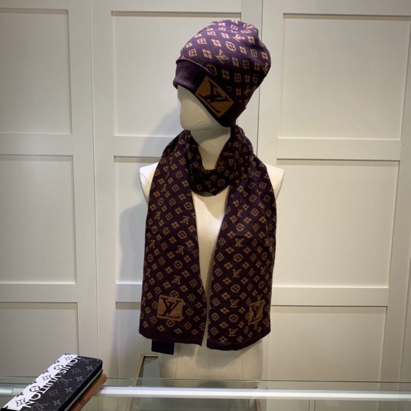 Louis Vuitton Caps Scarfs